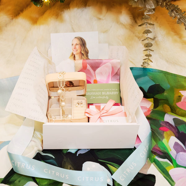 Silver Chic Tart Holiday Gift Box