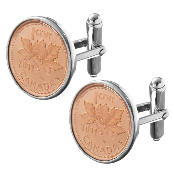 Citrus Silver | Silver Jewellery, Handmade jewelry in Toronto | Our Canadianna collection with patriotic jewellery, canadian penny jewelry, hockey jewelry | Penny Cufflinks include an iconic Canadian penny embraced in sterling silver. It's the perfect Father's Day or birthday gift for Dad. Celebrate Canada 150